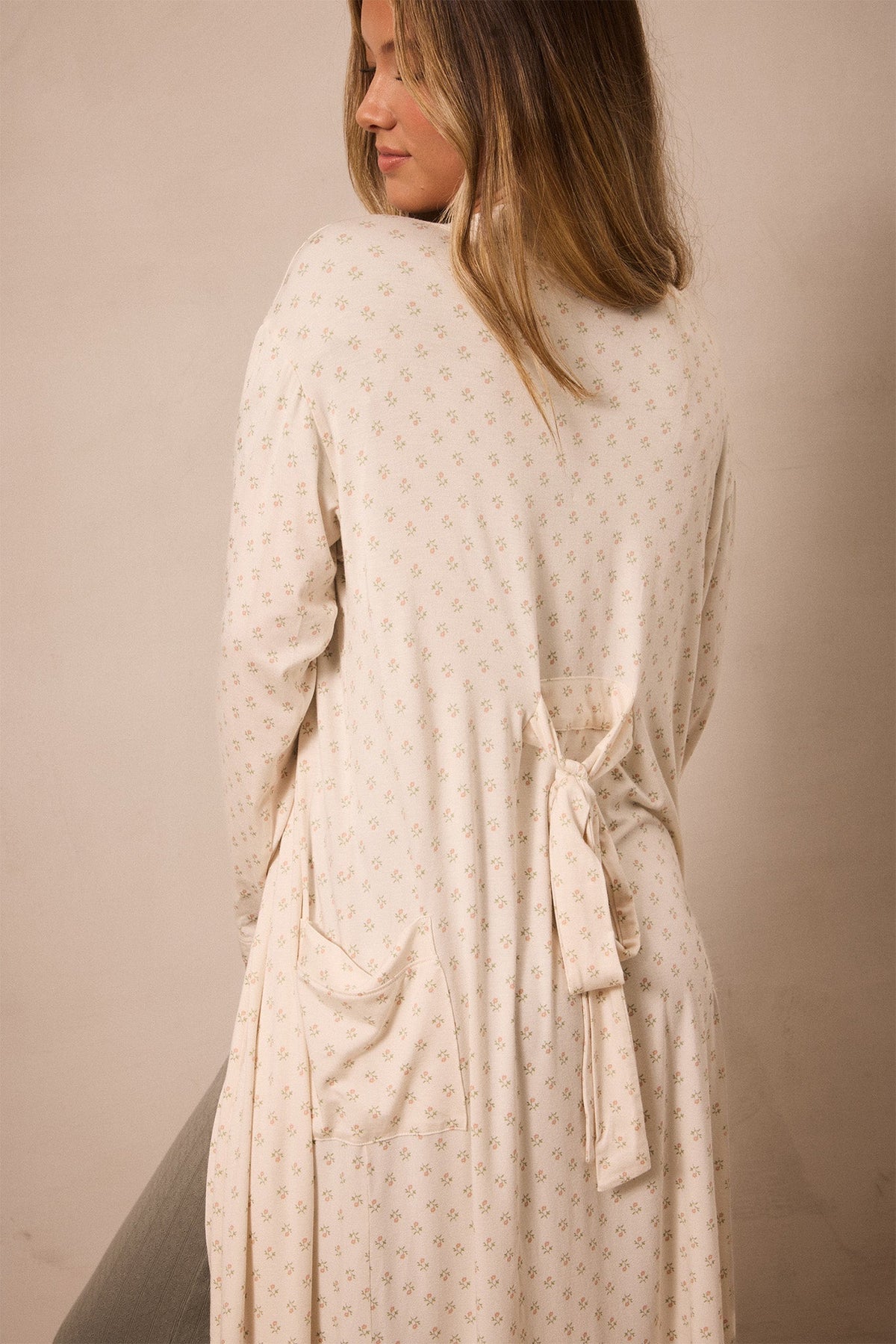 Blush Floret Robe