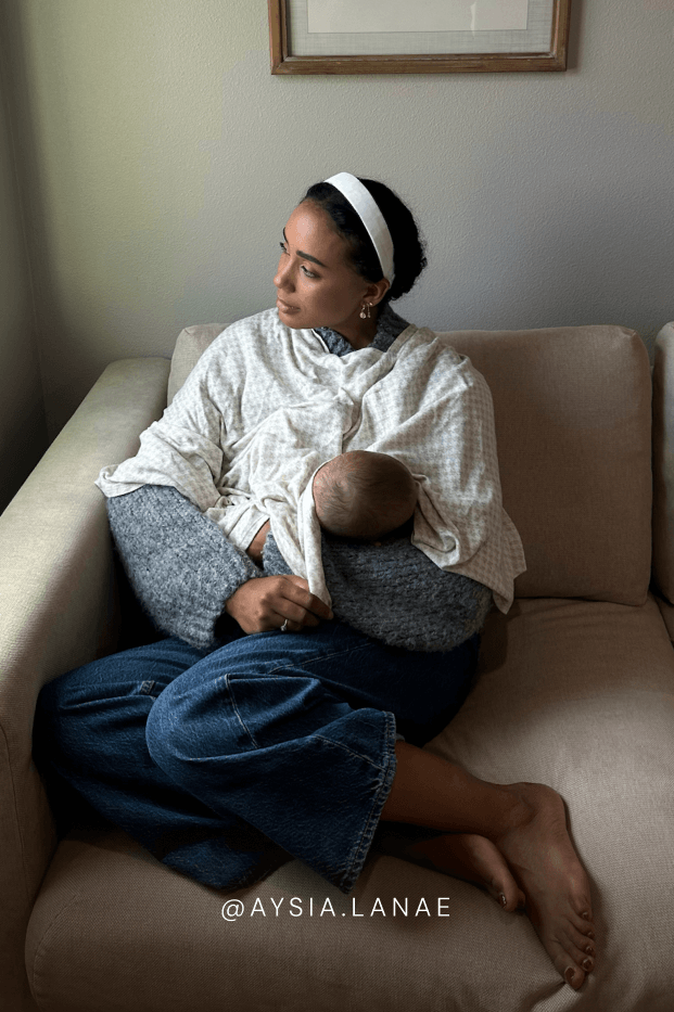Preorder | Cream Houndstooth Nursing Cover